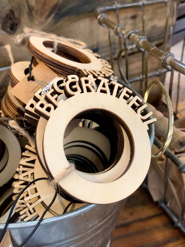 holiday merchandising ideas for retailers